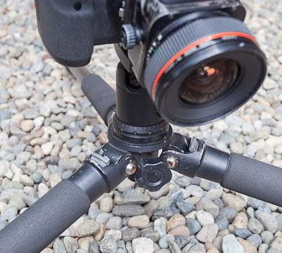 Tripod at minimum height